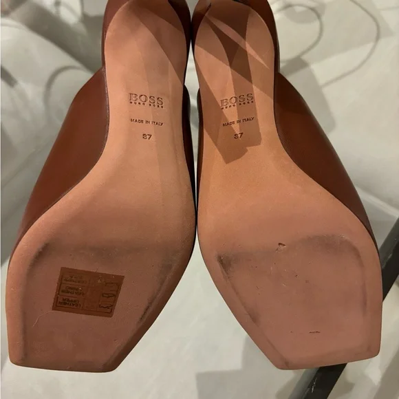 Hugo Boss Mules - Picture 2 of 4